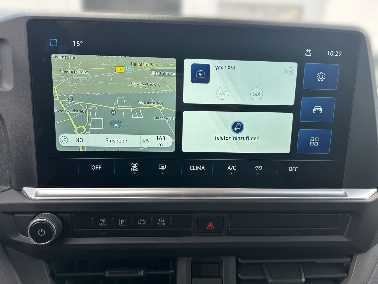 Fahrzeugabbildung Volkswagen Transporter Kombi 2.0 TDI AHK NAVI 8-Sitzer