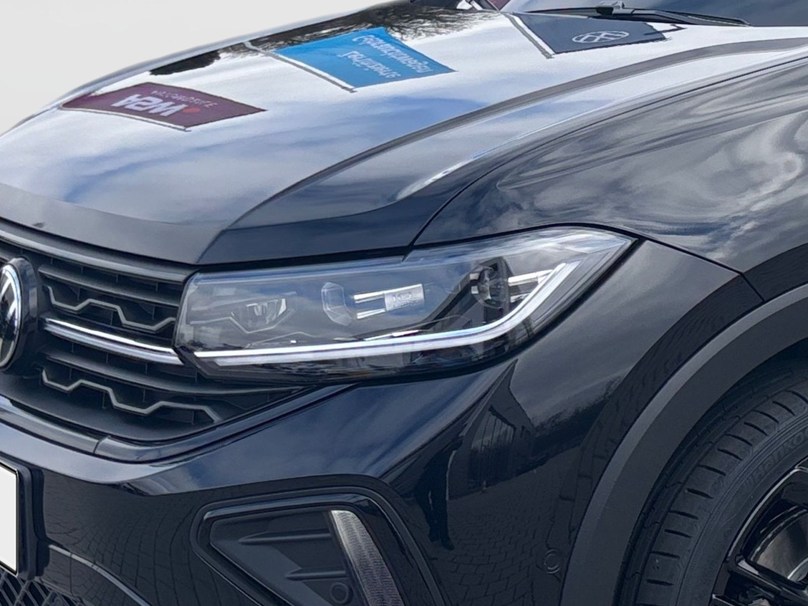 Fahrzeugabbildung Volkswagen T-Cross R-Line 1.0TSI DSG LED Navi RFK AHK