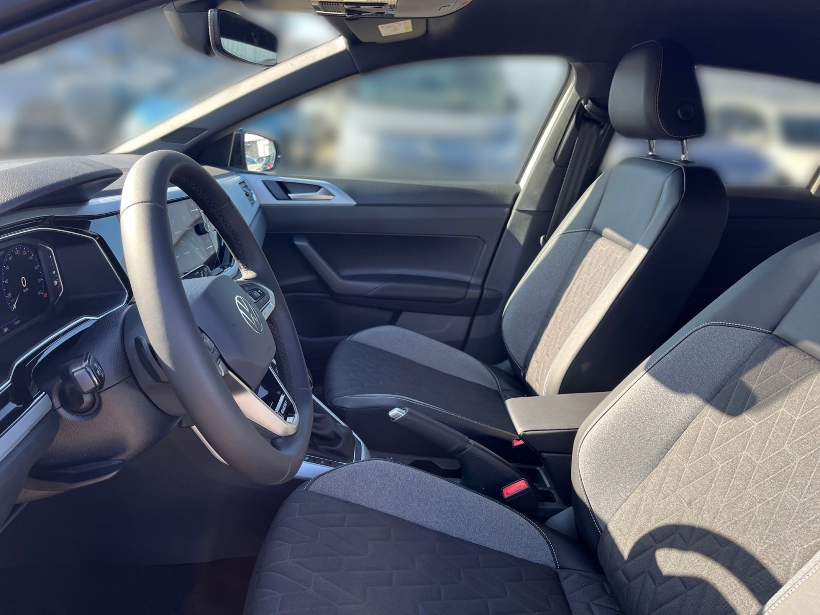 Fahrzeugabbildung Volkswagen Polo Life 1,0 l TSI OPF 70 kW (95 PS) 7- Gang-Do