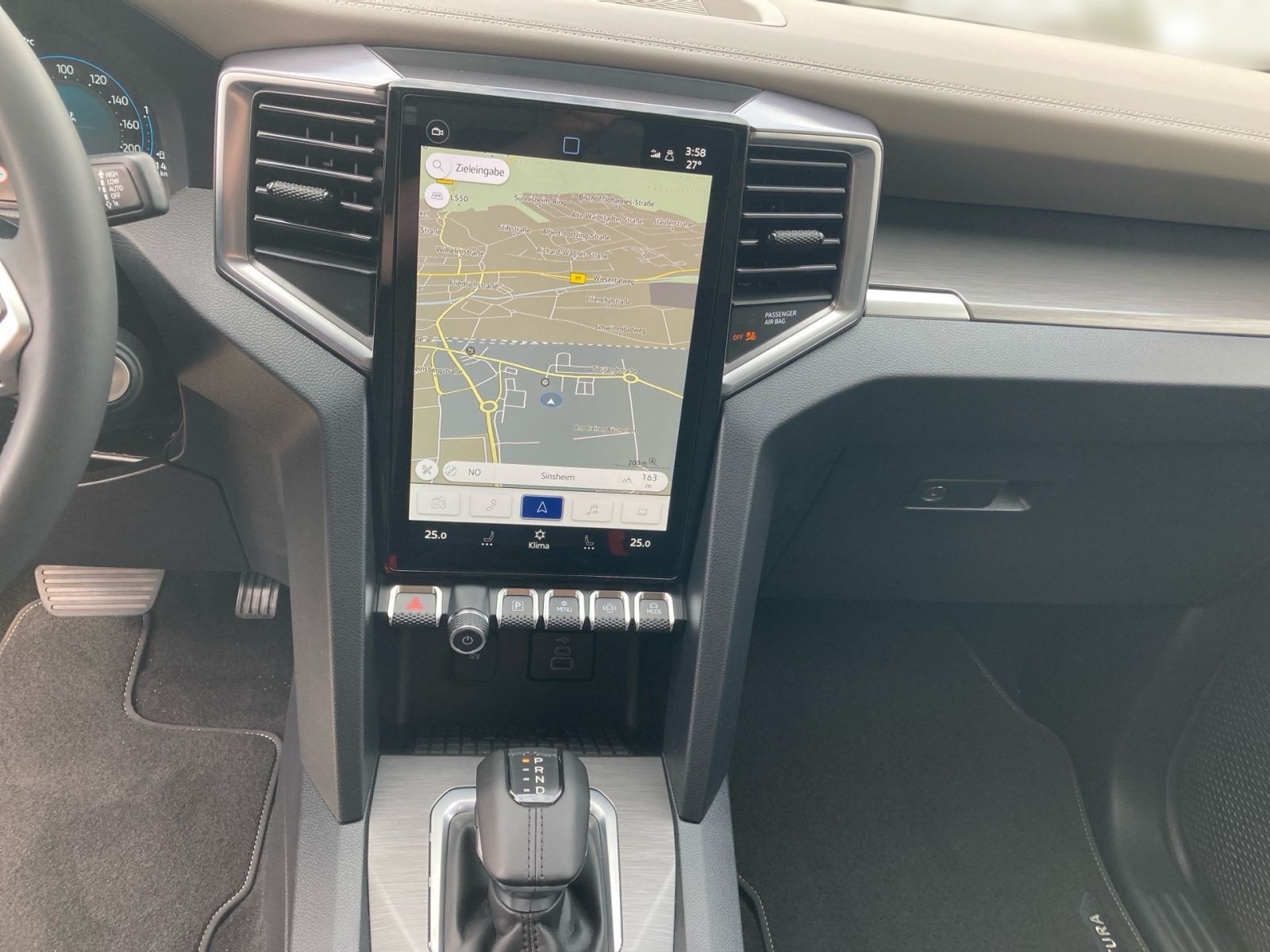 Fahrzeugabbildung Volkswagen Amarok Aventura DC 3.0TDI 4M ACC Navi Standh AHK