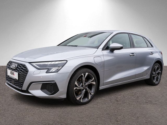 Fahrzeugabbildung Audi A3 Sportback 40TFSI e Stronic NAVI LED ACC B&O