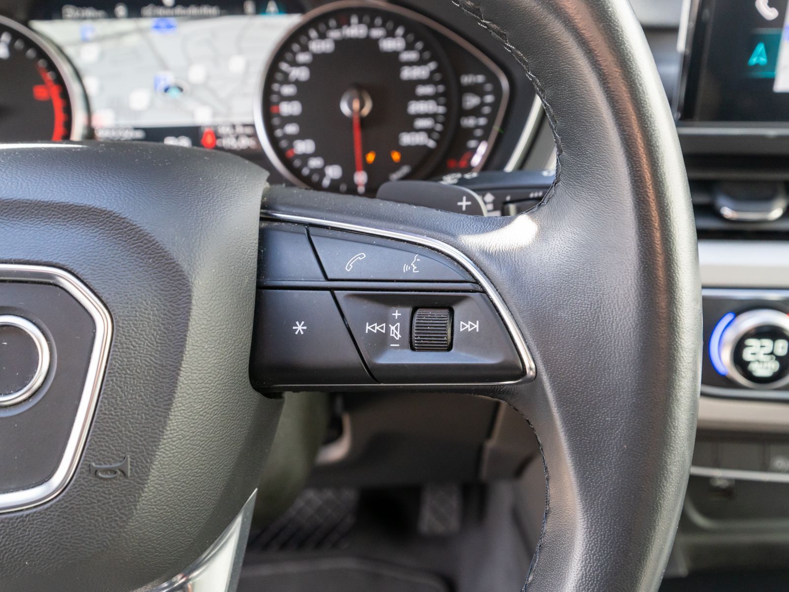 Fahrzeugabbildung Audi A4 Avant advanced 35 TDI Stroni LED Navi RFK AHK