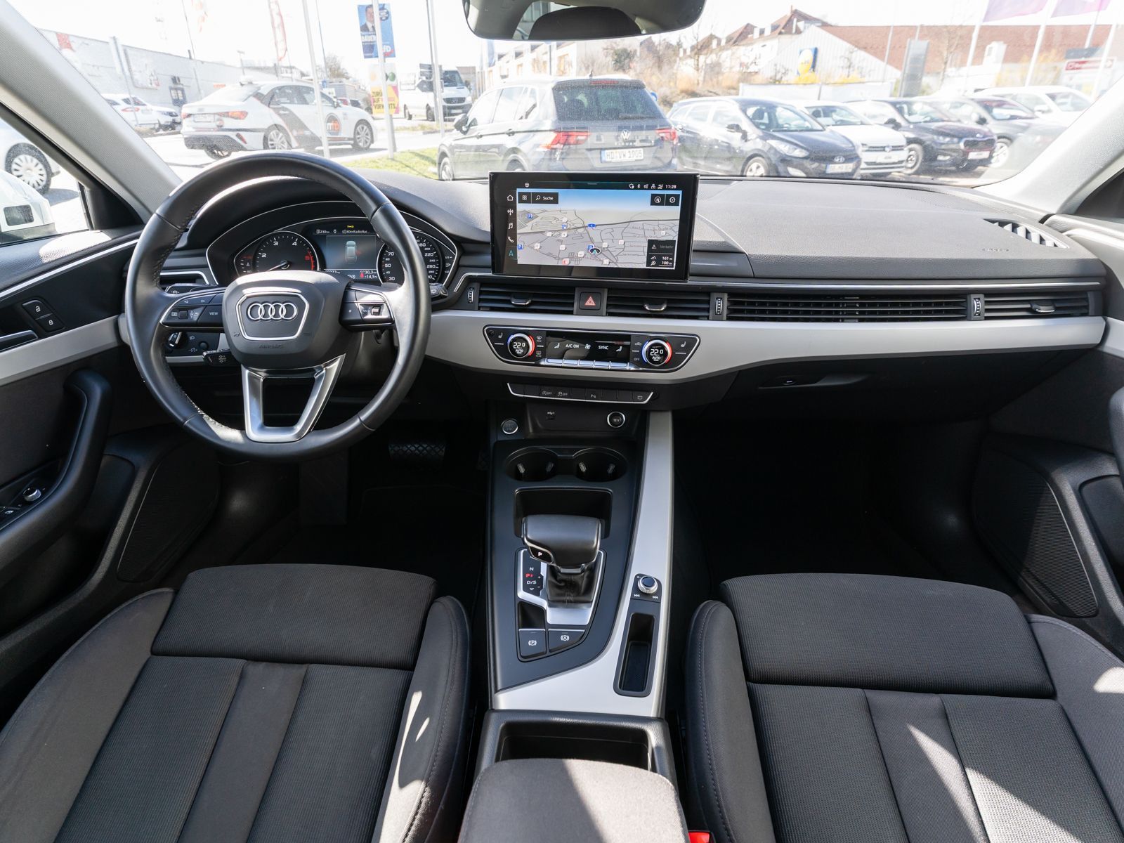 Fahrzeugabbildung Audi A4 Avant advanced 35 TDI Stroni LED Navi RFK AHK