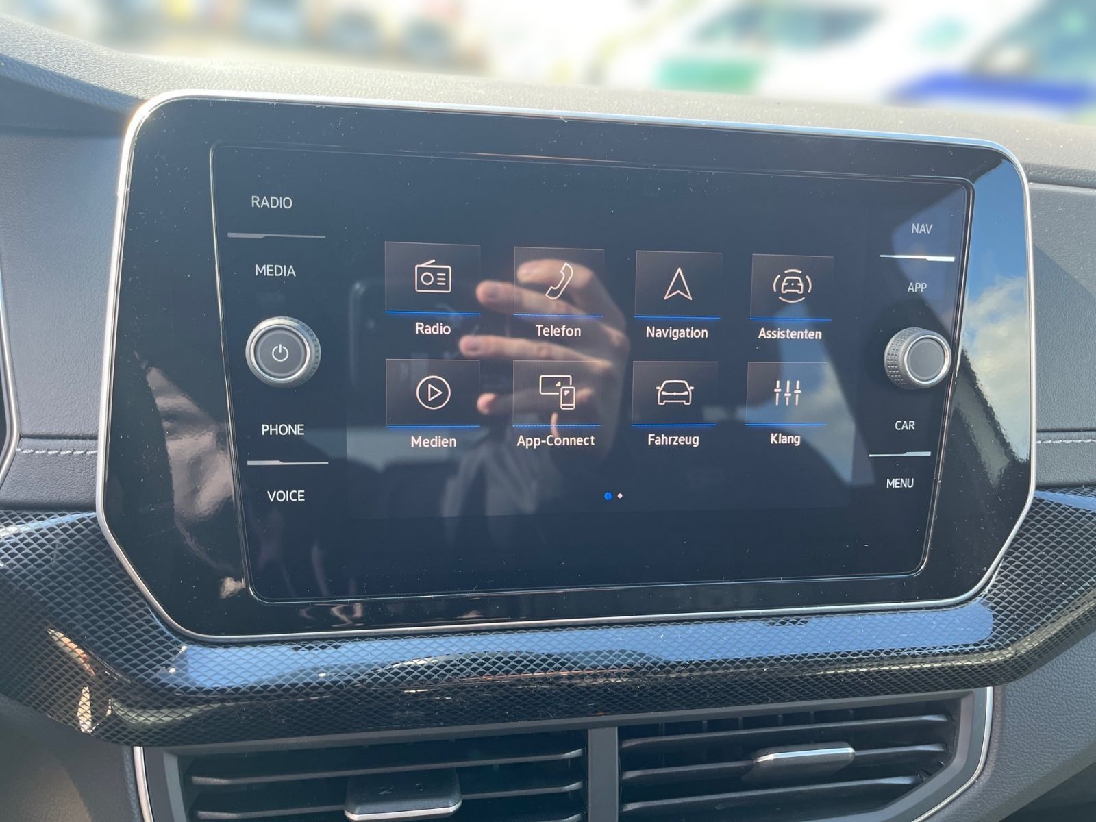 Fahrzeugabbildung Volkswagen T-Cross R-Line 1.0 TSI OPF 85 kW (116 PS) DSG