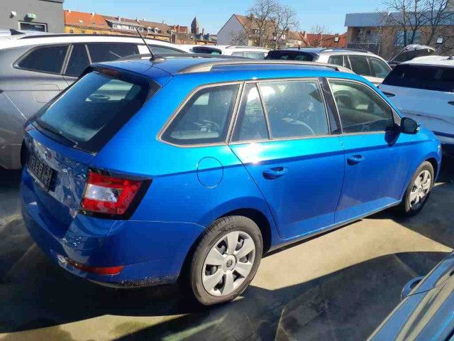 Fahrzeugabbildung SKODA Fabia Combi Ambition 1,0 TSI DSG Klimaautomatik