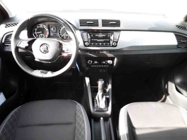 Fahrzeugabbildung SKODA Fabia Combi Ambition 1.0 TSI DSG Navi PDC SHZ