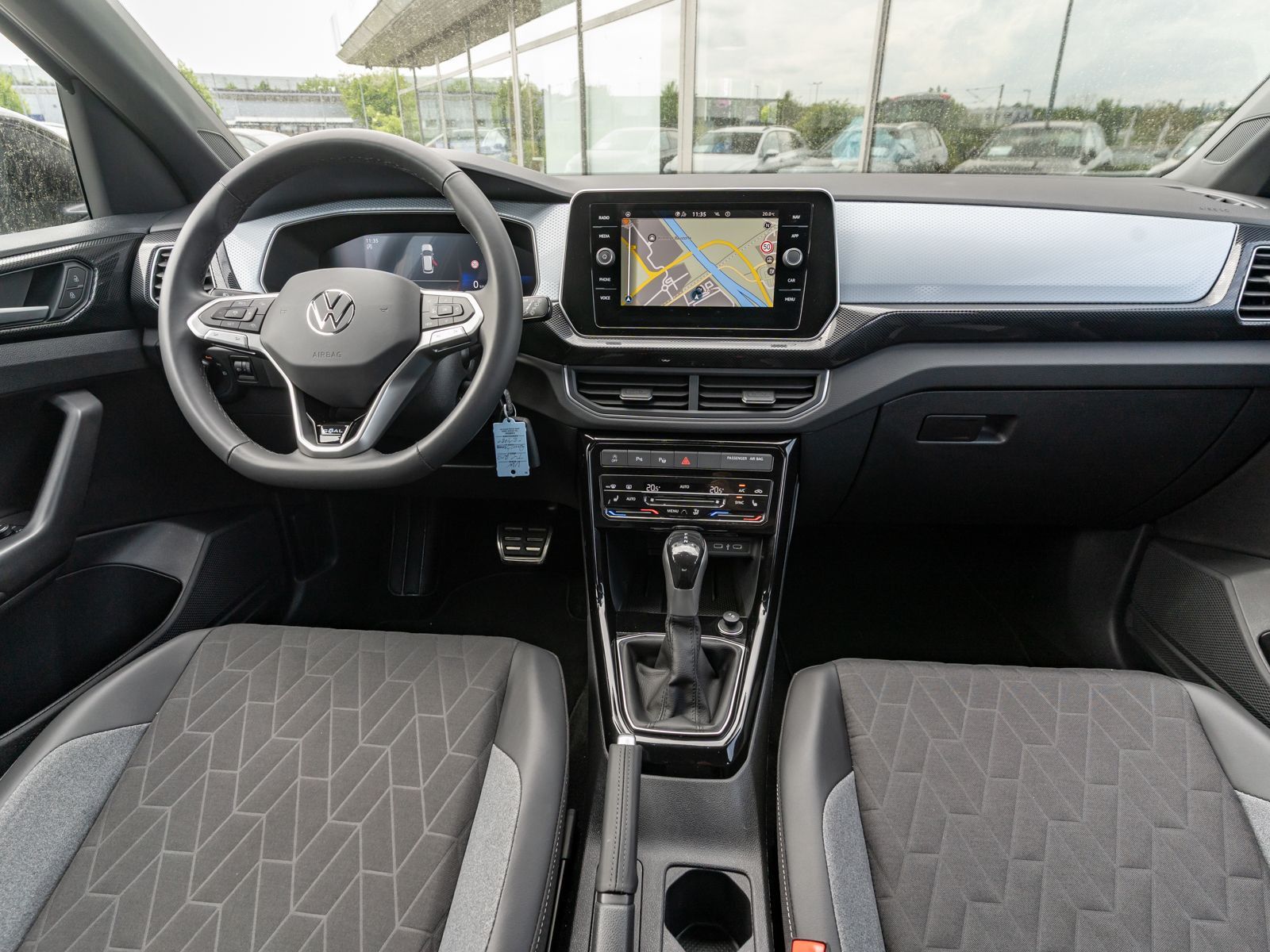 Fahrzeugabbildung Volkswagen T-Cross Goal 1.0TSI DSG LED NAVI AHK ACC PDC SHZ