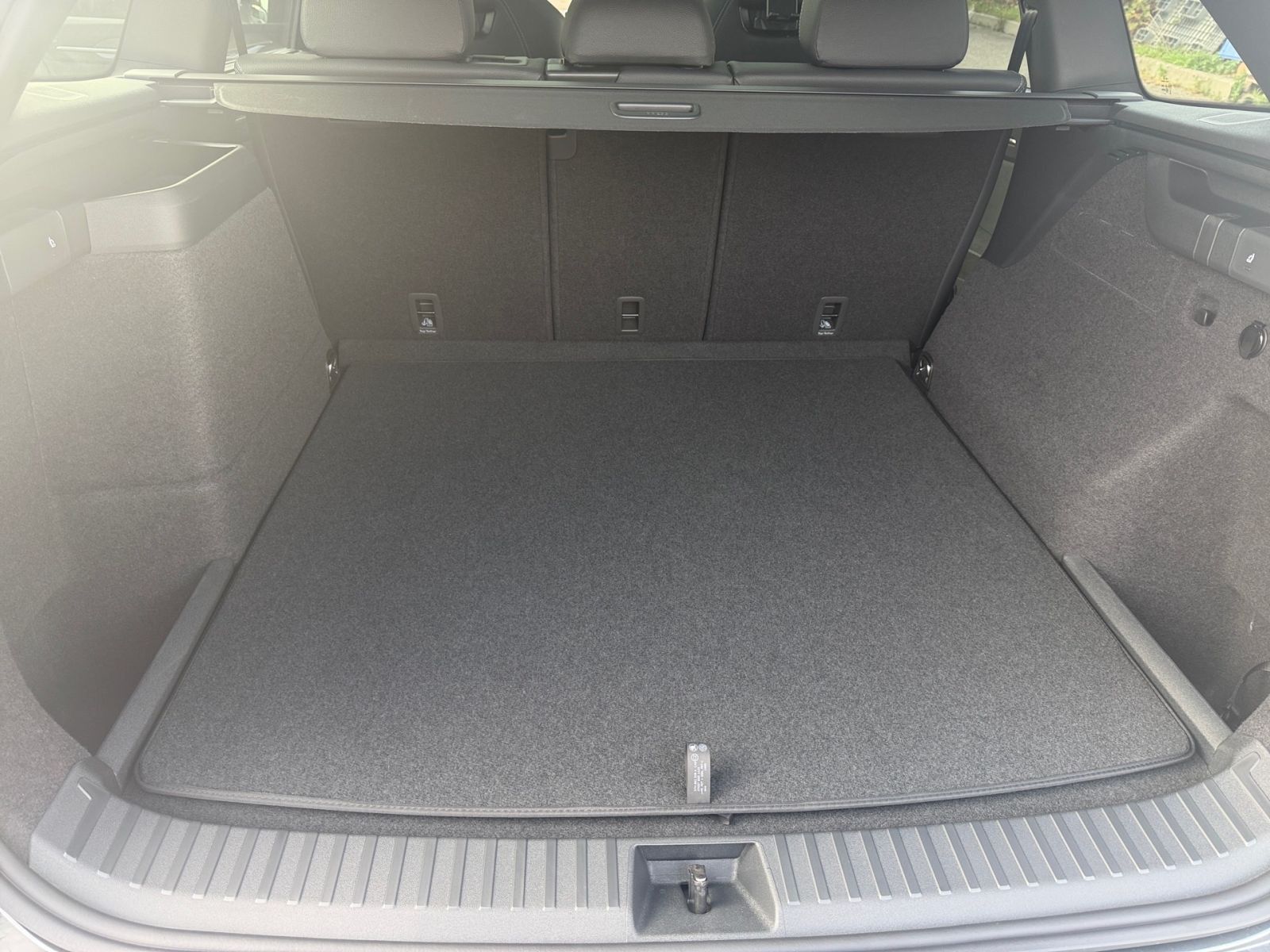Fahrzeugabbildung SKODA Kodiaq Sportline 1,5TSI iV 204PS DSG ACC SHZ AHK