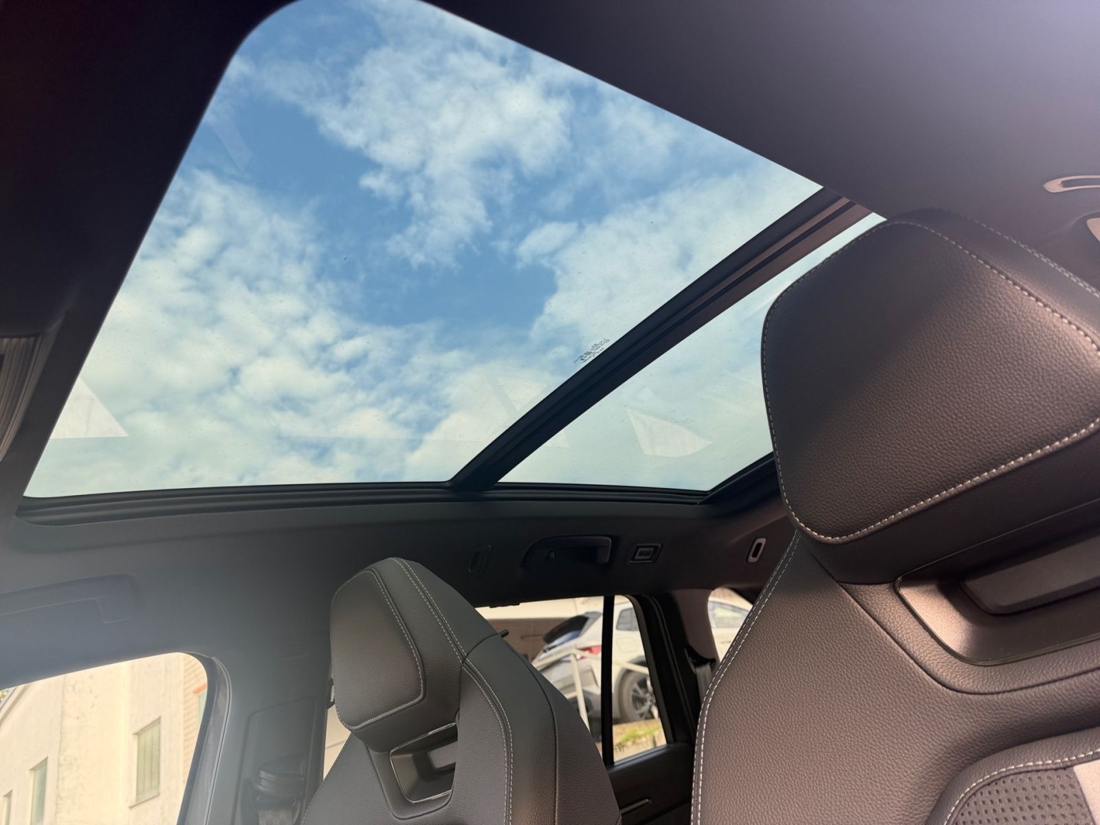 Fahrzeugabbildung SKODA Kodiaq Sportline 1,5TSI iV 204PS DSG ACC SHZ AHK