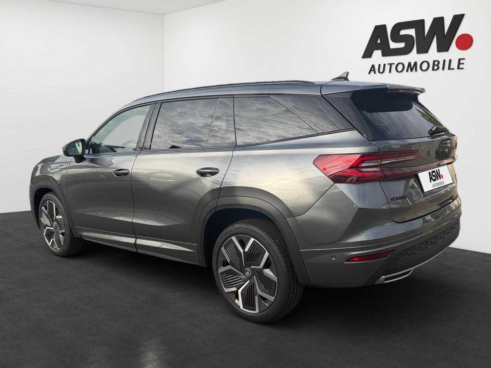 Fahrzeugabbildung SKODA Kodiaq Sportline 1,5TSI iV 204PS DSG ACC SHZ AHK