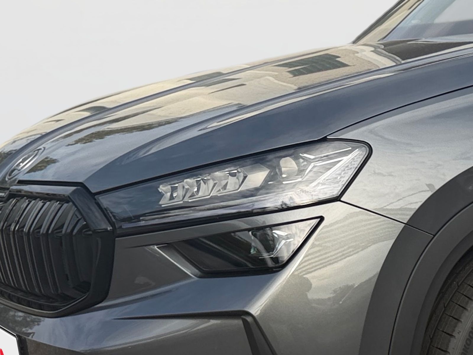 Fahrzeugabbildung SKODA Kodiaq Sportline 1,5TSI iV 204PS DSG ACC SHZ AHK