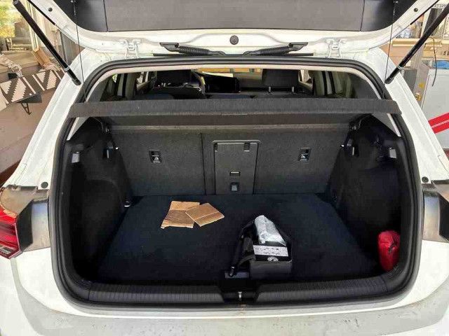 Fahrzeugabbildung Volkswagen Golf Actice 2.0 TDI LED Navi PDC Klima SHZ