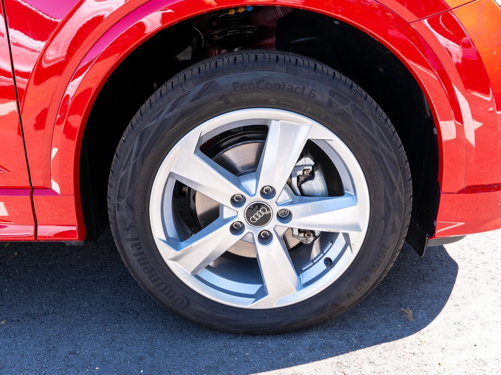 Fahrzeugabbildung Audi Q2 S line 35TFSI NAVI MATRIX PANO AHK RFK VC