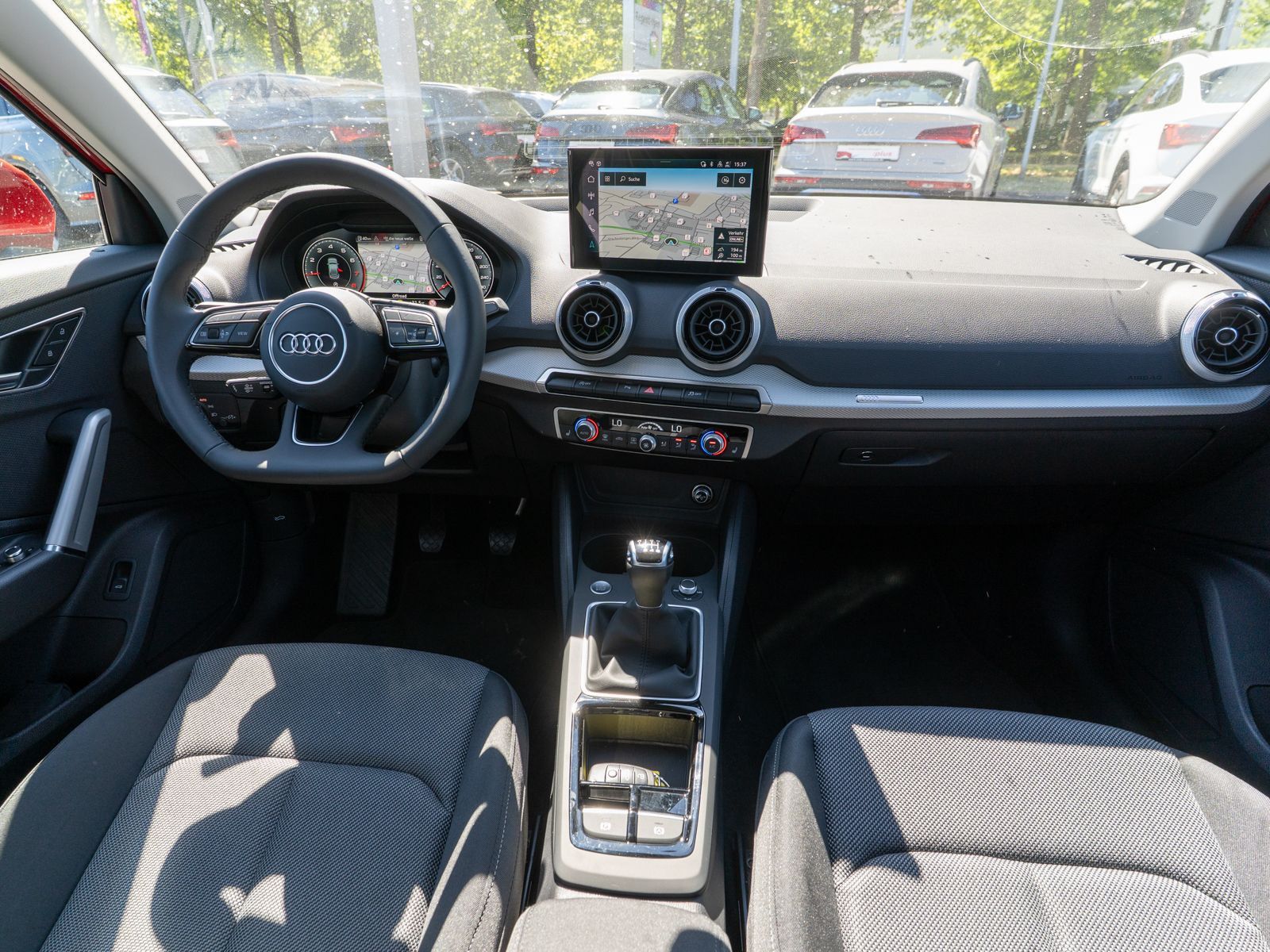 Fahrzeugabbildung Audi Q2 S line 35TFSI NAVI MATRIX PANO AHK RFK VC