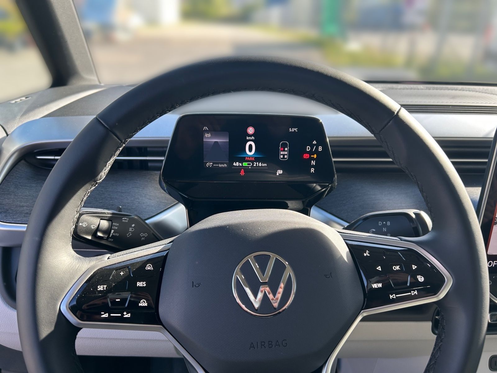 Fahrzeugabbildung Volkswagen ID.Buzz Pro lang Navi 360° ACC Park-Assist AHK