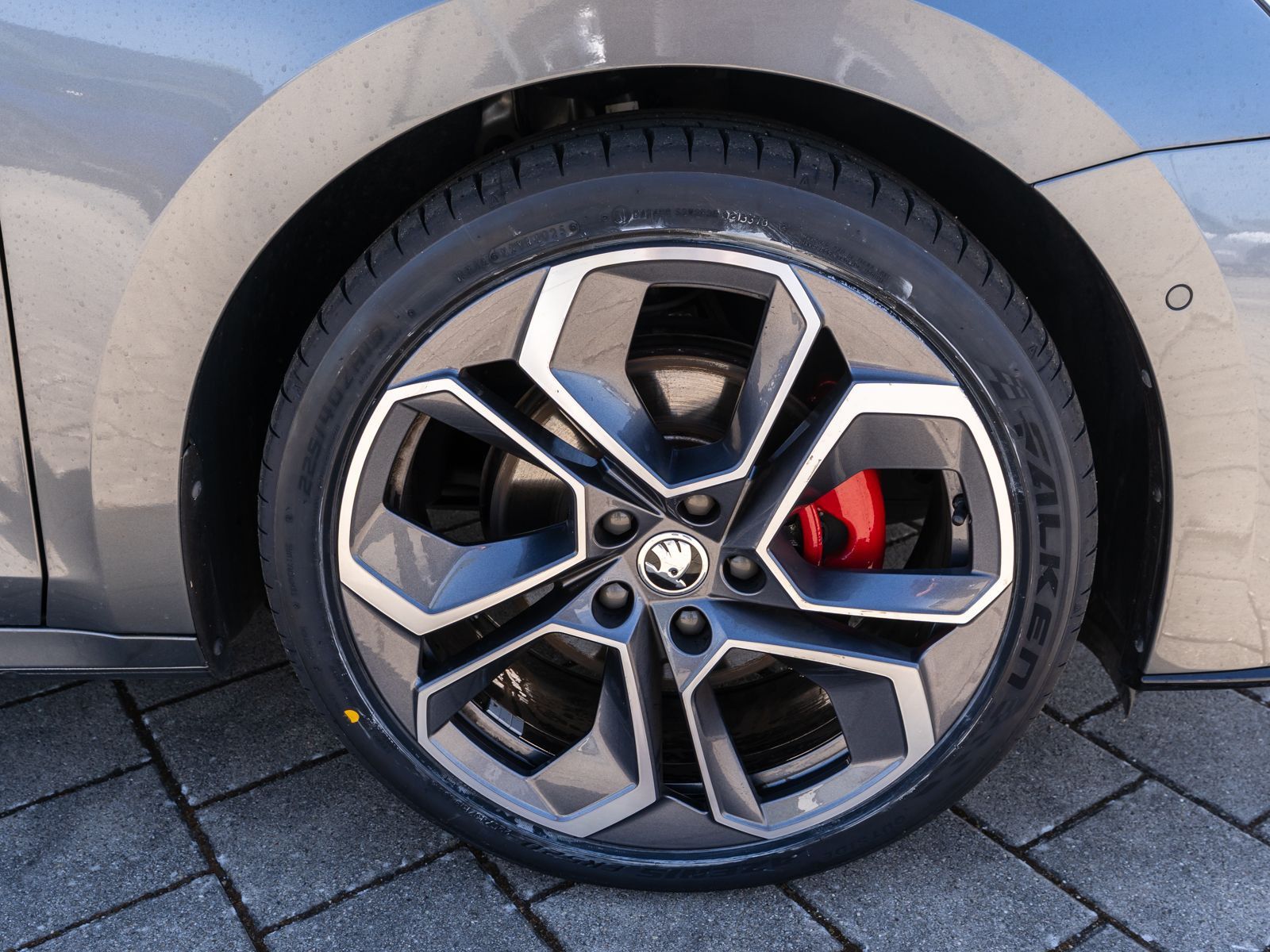 Fahrzeugabbildung SKODA Octavia Combi RS Plus 2.0TDI 4x4 DSG LED ACC HUD