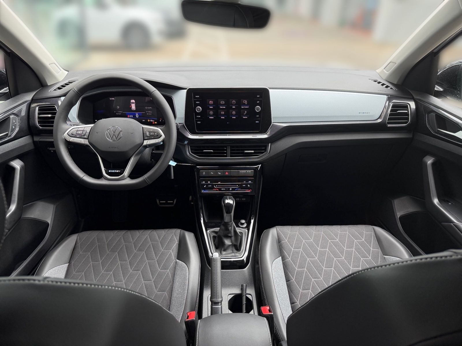 Fahrzeugabbildung Volkswagen T-Cross Life 1.0 l TSI 85 kW DSG 116PS LED ACC