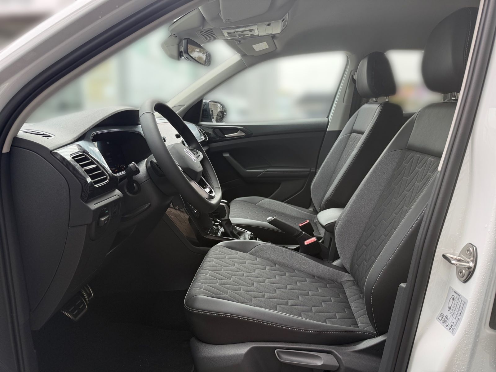 Fahrzeugabbildung Volkswagen T-Cross Life 1.0 l TSI 85 kW DSG 116PS LED ACC