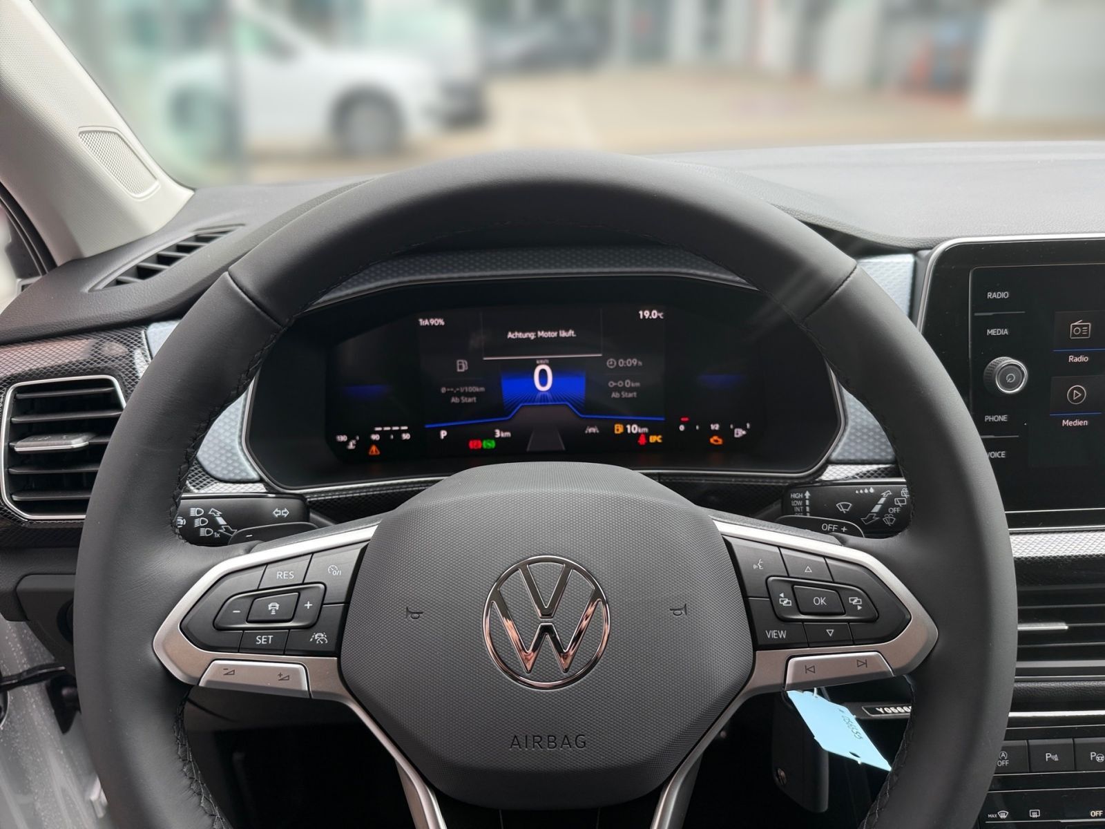 Fahrzeugabbildung Volkswagen T-Cross Life 1.0 l TSI 85 kW DSG 116PS LED ACC