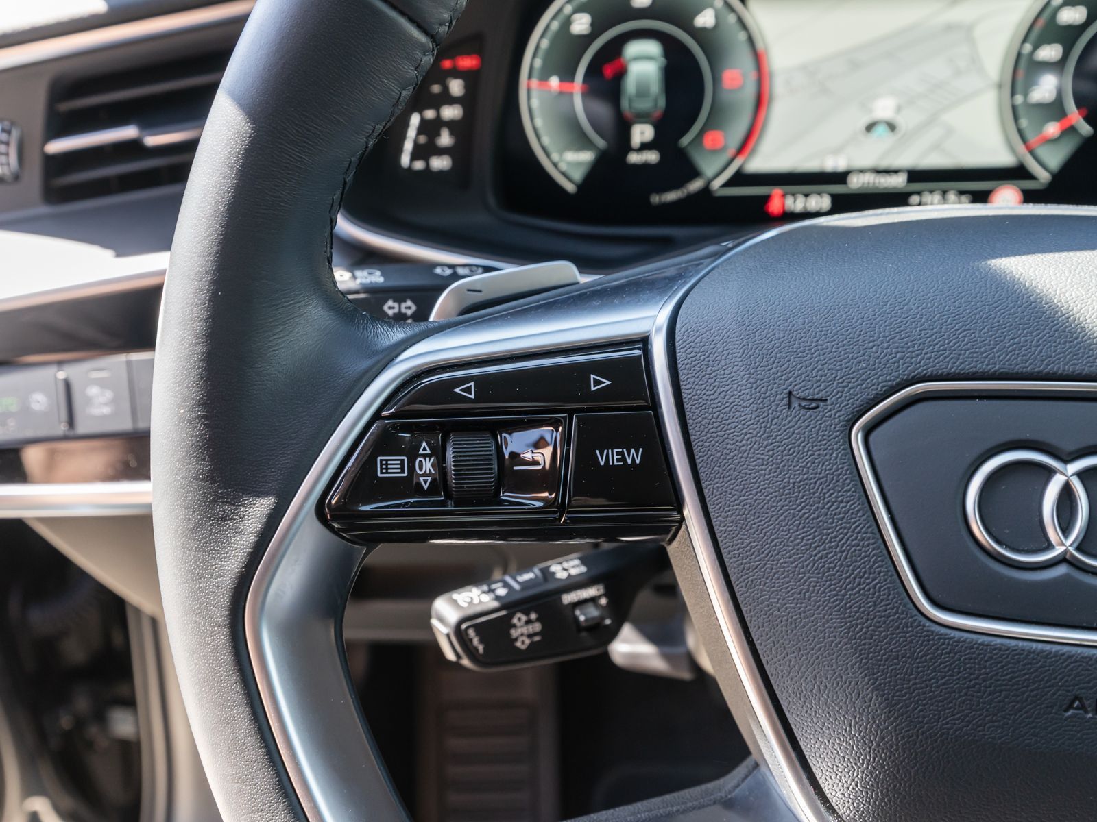 Fahrzeugabbildung Audi A6 Avant S line 40TDI Stronic NAVI LED RFK ACC