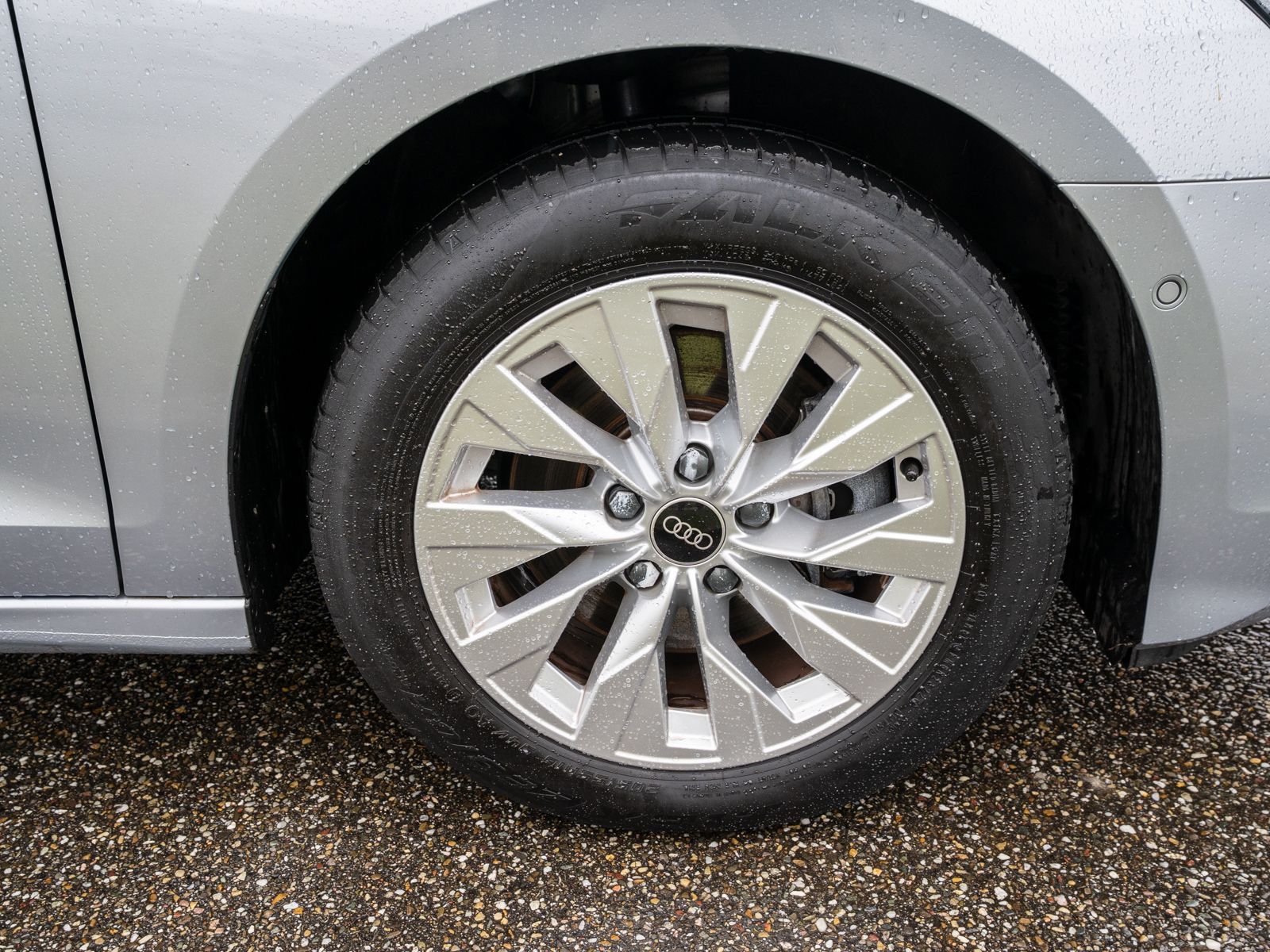Fahrzeugabbildung Audi A3 Sportback 40TFSI e Stroni NAVI LED GRA SHZ VC