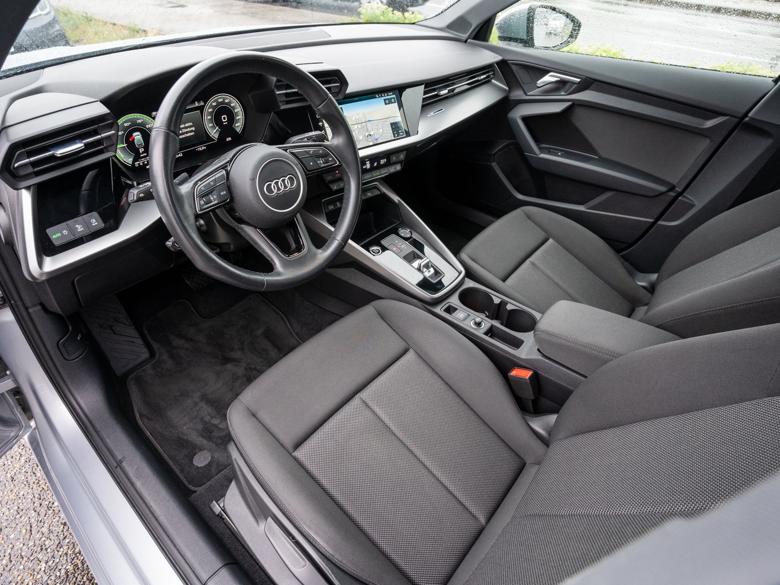Fahrzeugabbildung Audi A3 Sportback 40TFSI e Stroni NAVI LED GRA SHZ VC