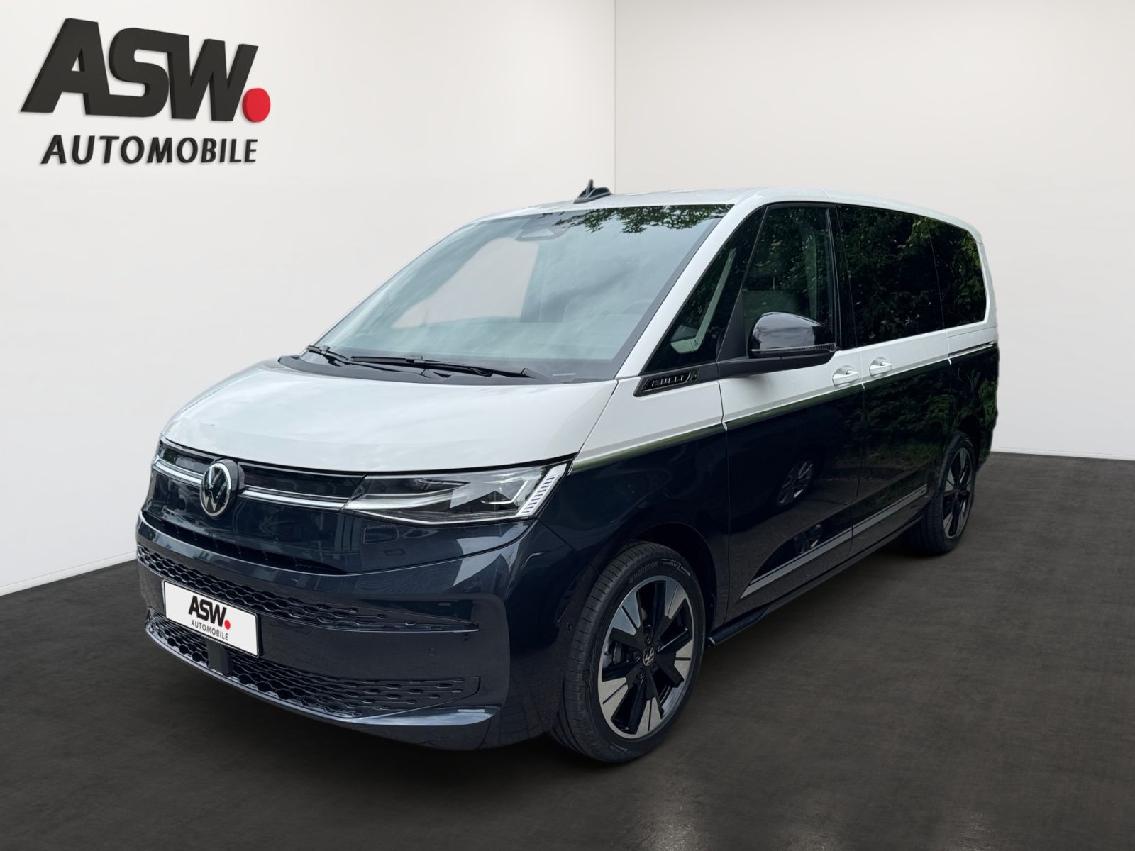 Fahrzeugabbildung Volkswagen Multivan 2.0 TDI Life lang AHK ACC FrontAssist