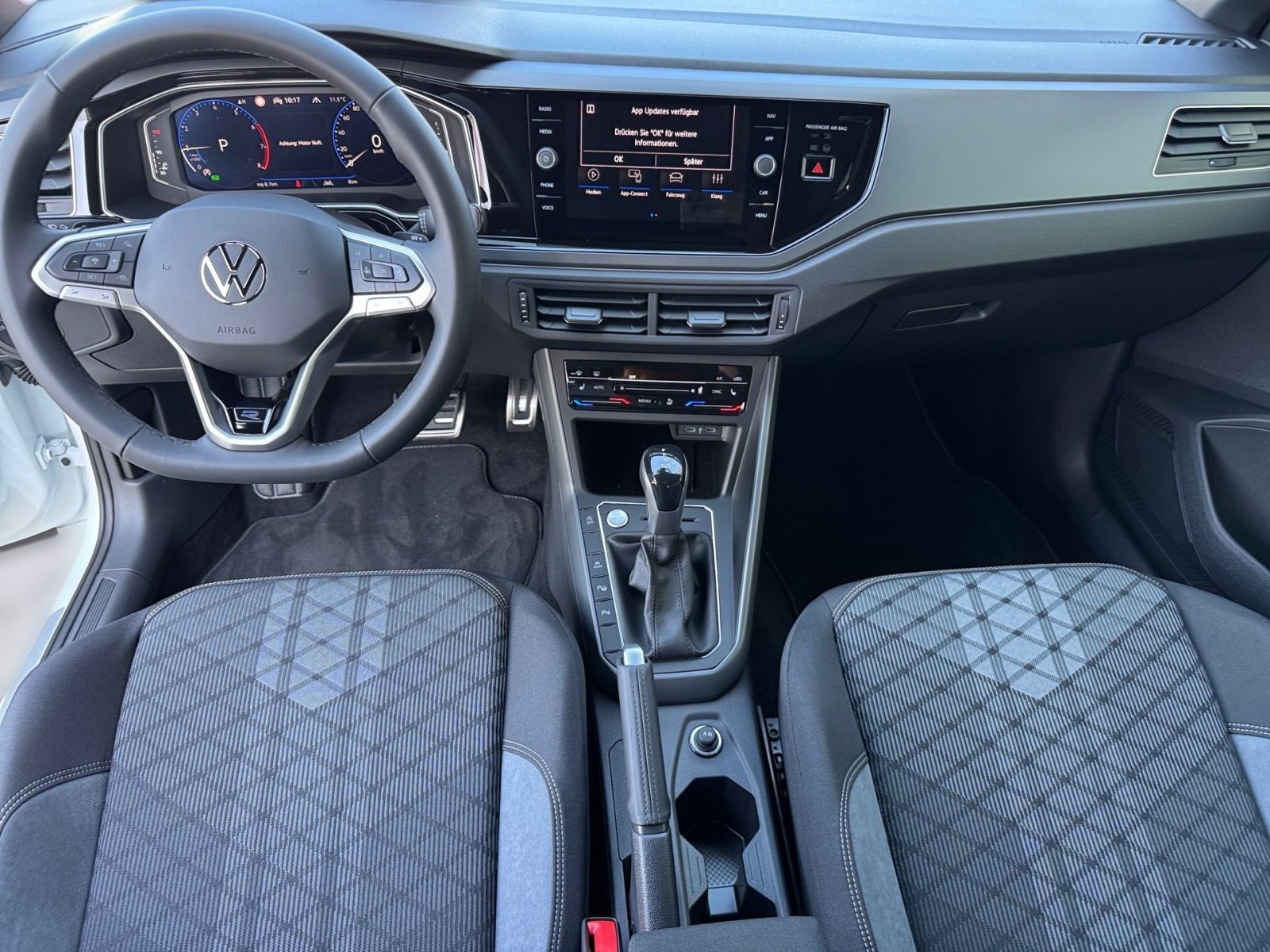 Fahrzeugabbildung Volkswagen Taigo 1.0 TSI R-Line