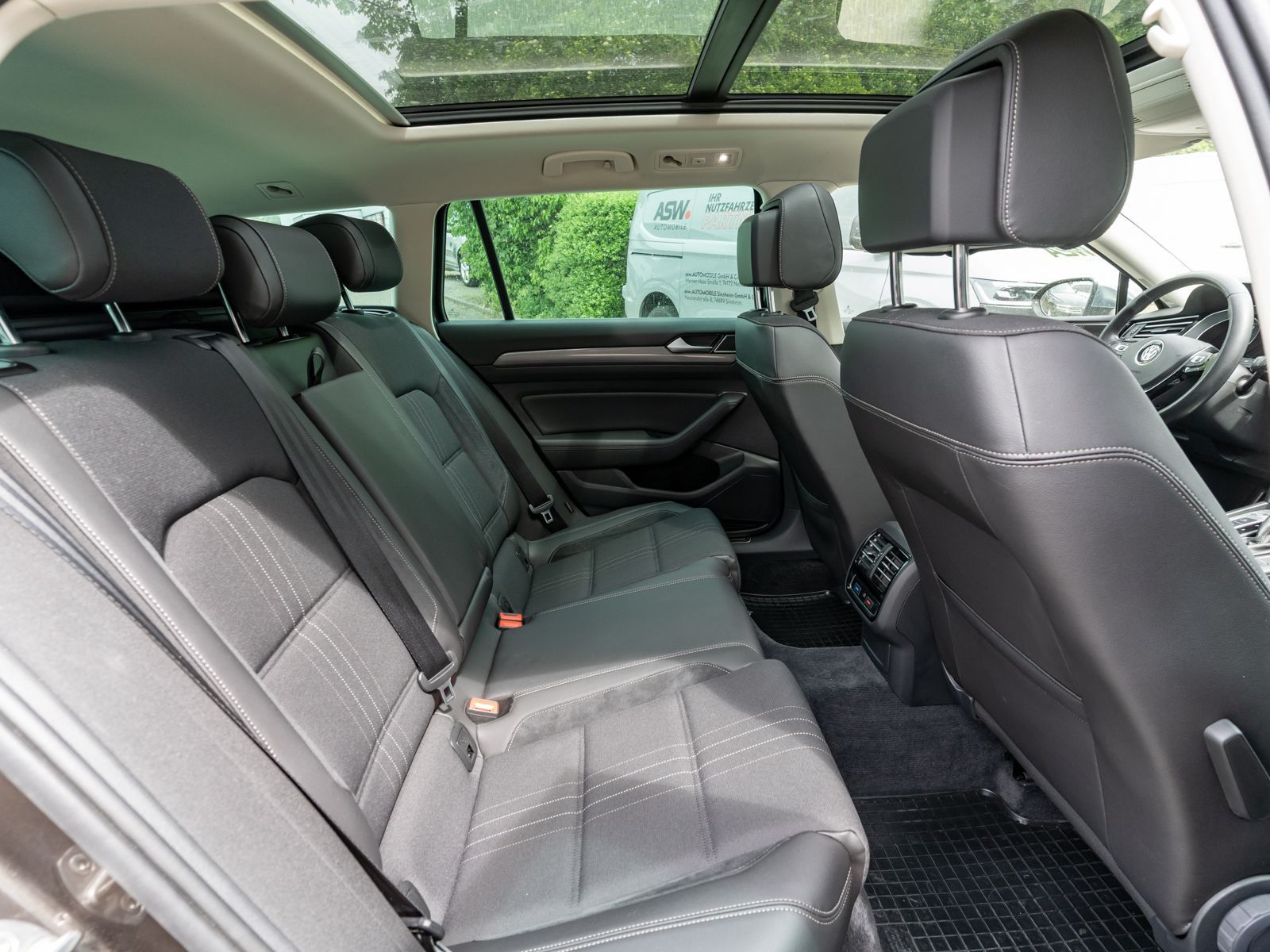 Fahrzeugabbildung Volkswagen Passat Variant Alltrack 2.0 TDI 4M DSG HUD AHK