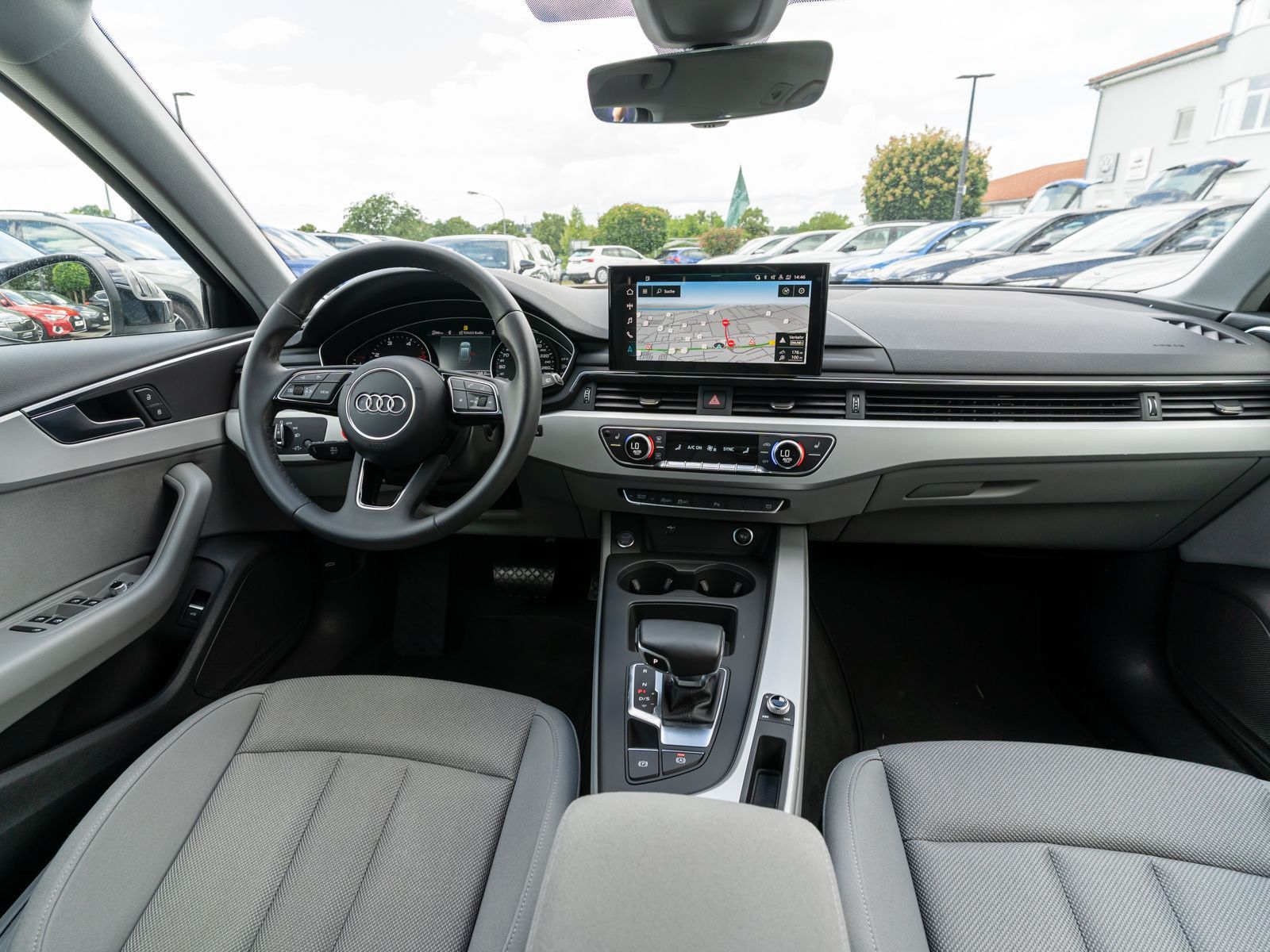 Fahrzeugabbildung Audi A4 Avant 40TDI Stronic NAVI LED SHZ GRA PDC v/h