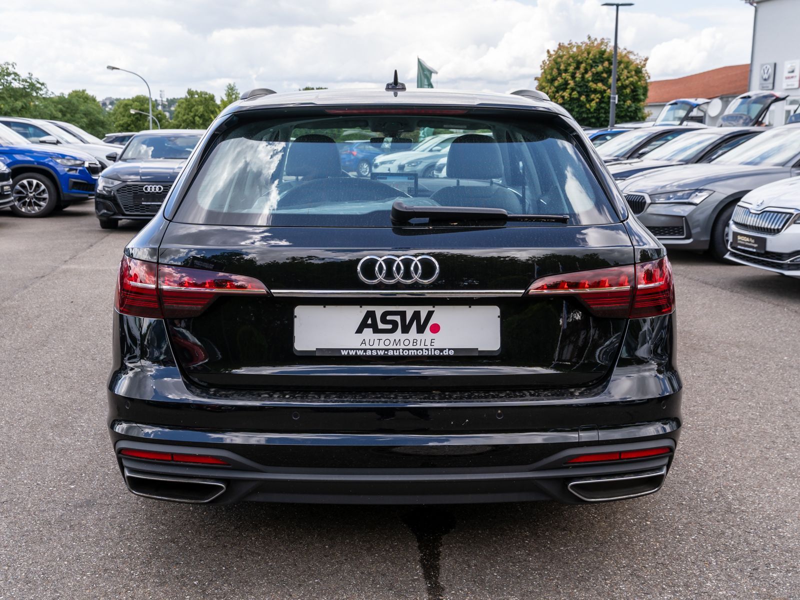 Fahrzeugabbildung Audi A4 Avant 40TDI Stronic NAVI LED SHZ GRA PDC v/h