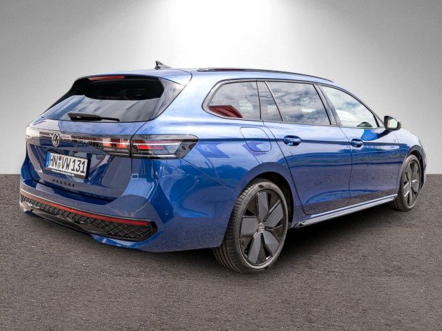 Fahrzeugabbildung Volkswagen Passat Variant R-Line 4Motion 2.0TDI DSG HUD AHK