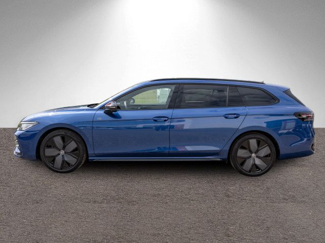 Fahrzeugabbildung Volkswagen Passat Variant R-Line 4Motion 2.0TDI DSG HUD AHK