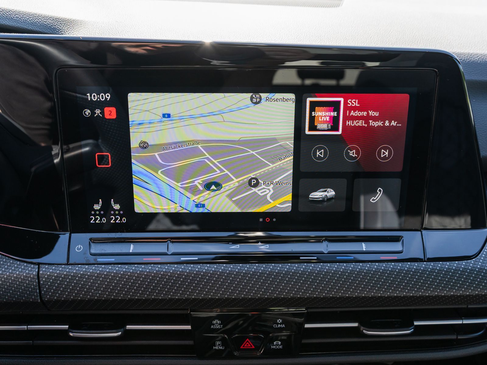 Fahrzeugabbildung Volkswagen Golf Variant R-Line 2.0 TDI DSG Navi RFK Pano VC