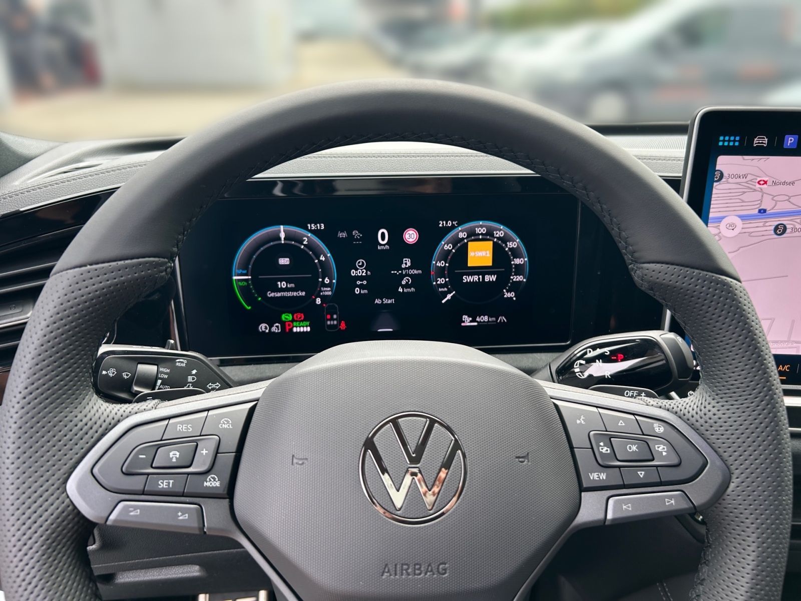 Fahrzeugabbildung Volkswagen Tiguan R-Line 1.5 eHybrid OPF 130 kW(177 PS) DSG