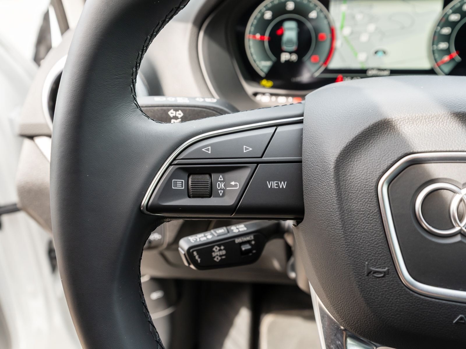 Fahrzeugabbildung Audi Q2 advanced 35TDI Stronic NAVI LED AHK ACC RFK