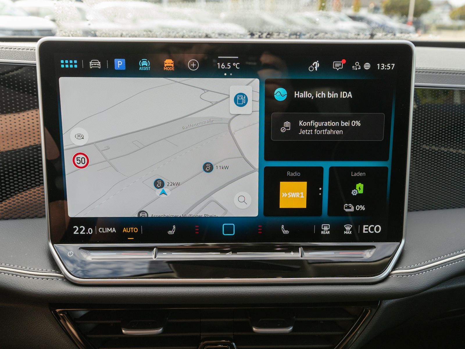 Fahrzeugabbildung Volkswagen Passat Variant Business 1.5TSI eHybrid DSG AHK