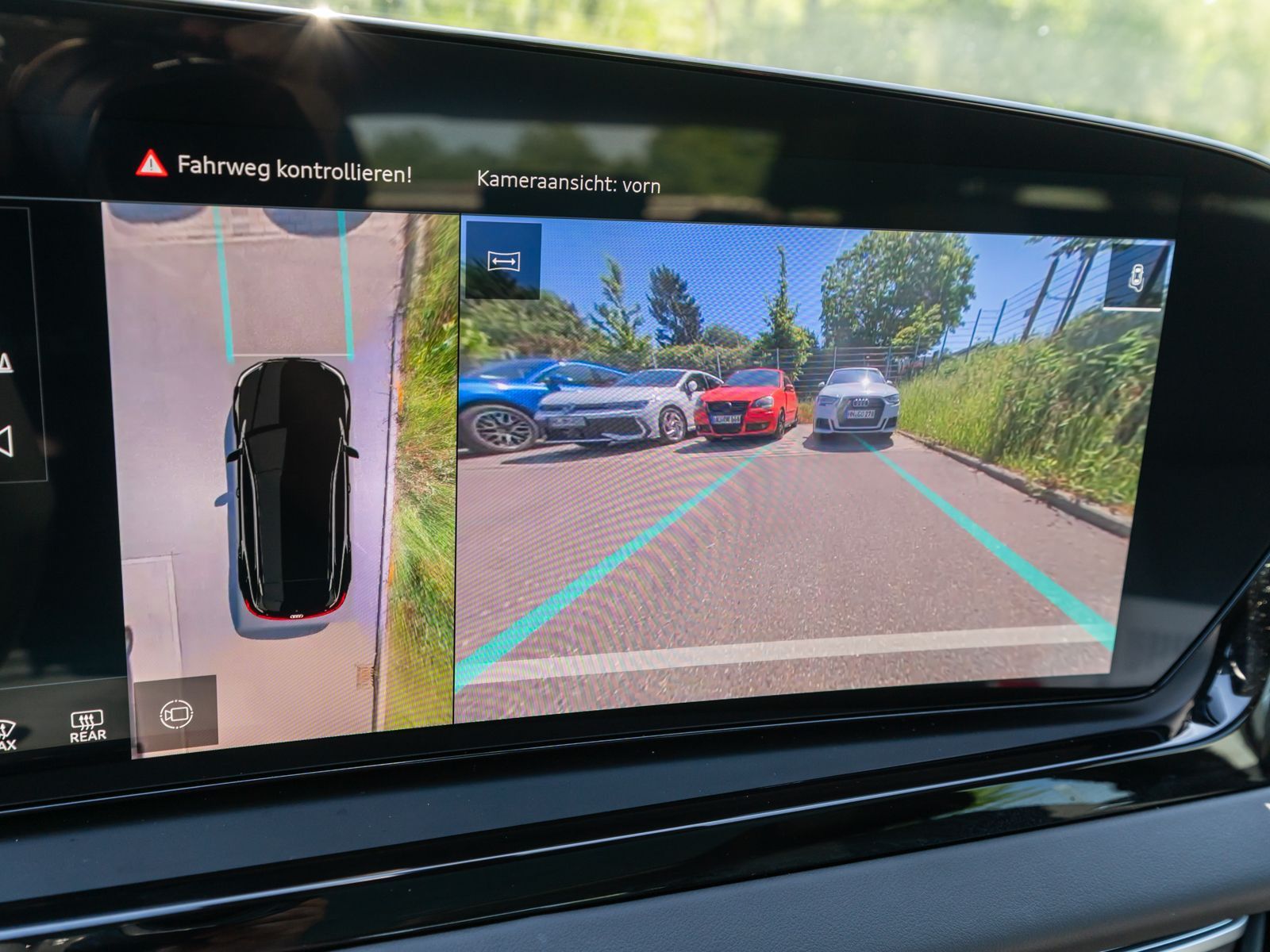 Fahrzeugabbildung Audi A6 Avant Neues Modell TDI NAVI MATRIX PANO 360°
