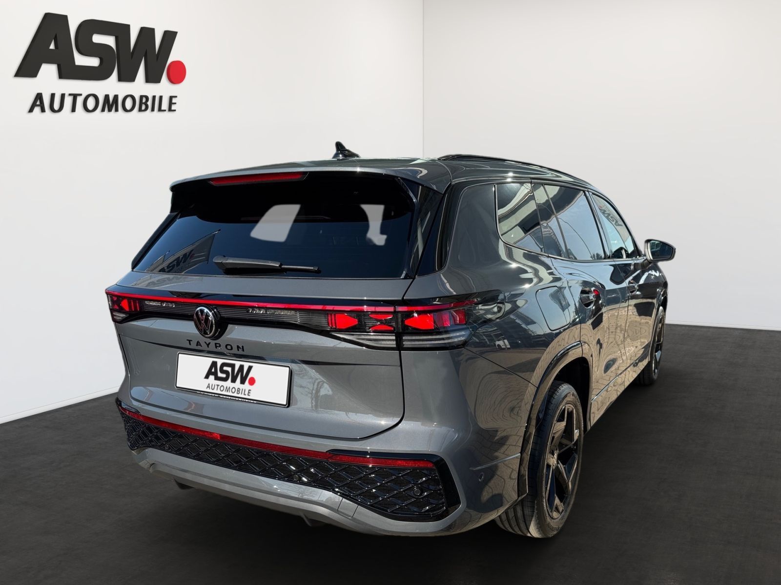 Fahrzeugabbildung Volkswagen Tayron R-Line 1,5 eHybrid DSG AHK PANO ACC NAVI