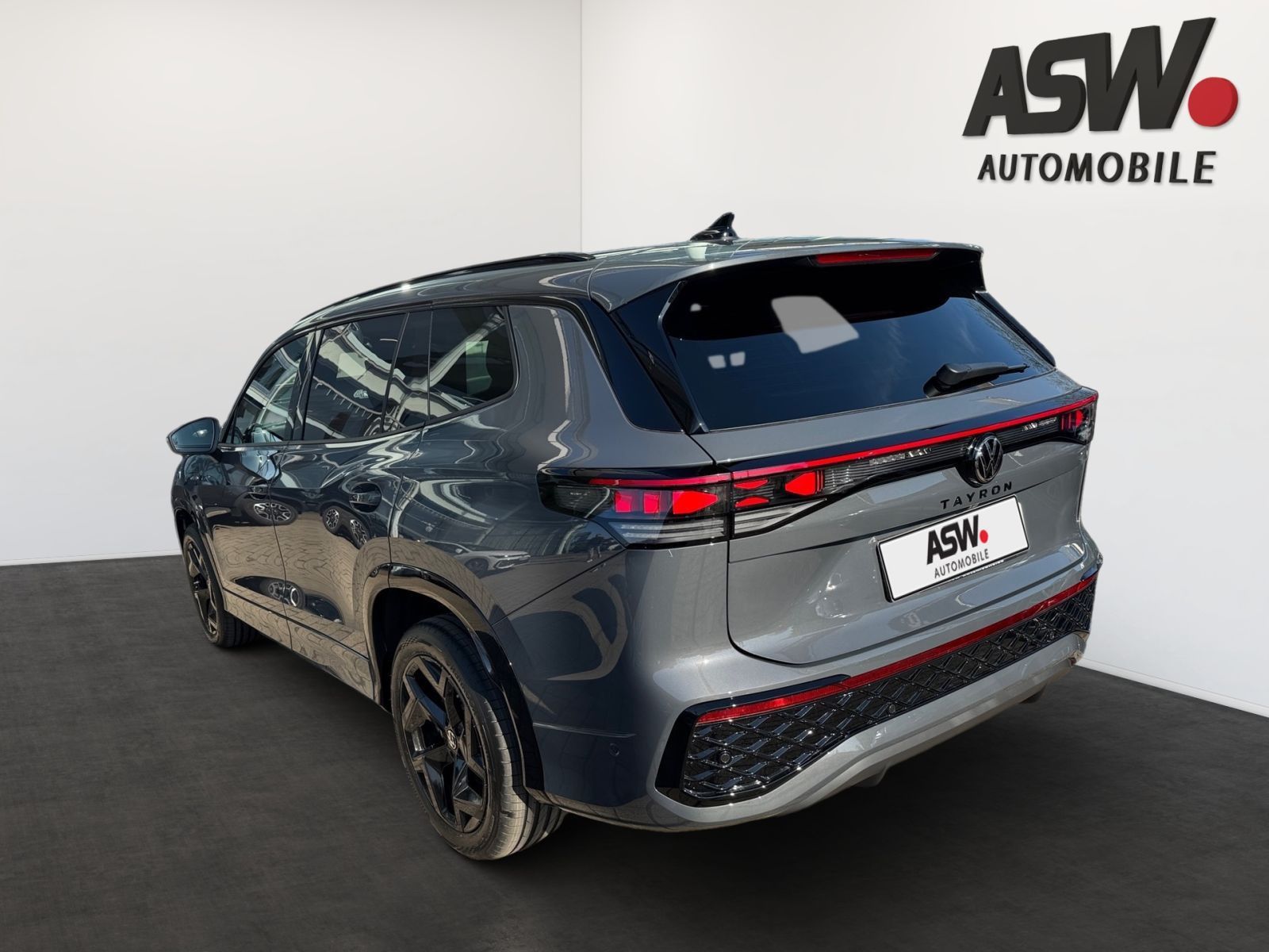 Fahrzeugabbildung Volkswagen Tayron R-Line 1,5 eHybrid DSG AHK PANO ACC NAVI
