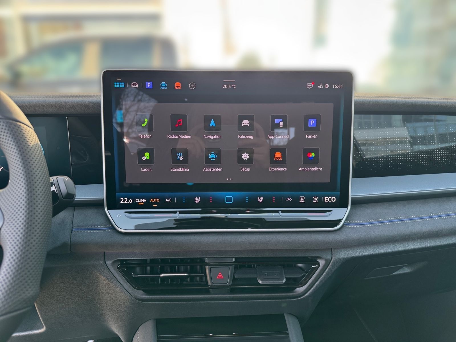 Fahrzeugabbildung Volkswagen Tayron R-Line 1,5 eHybrid DSG AHK PANO ACC NAVI
