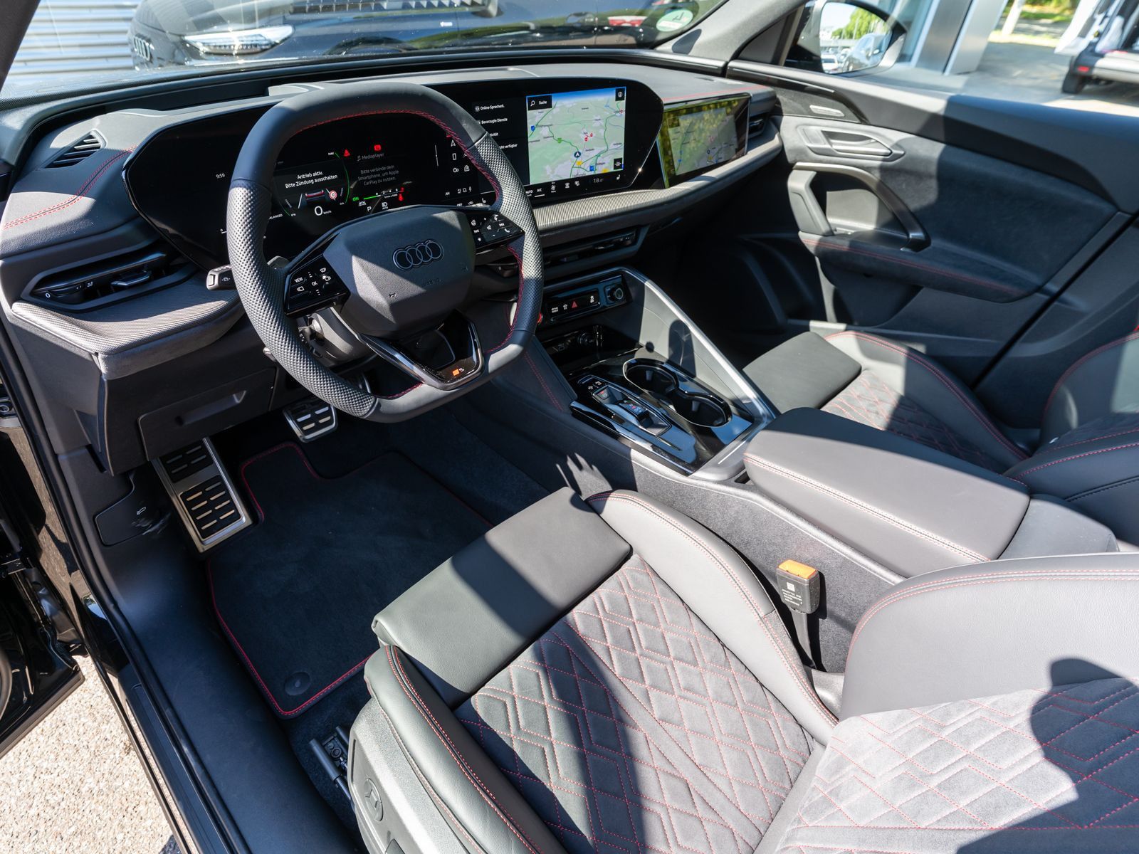 Fahrzeugabbildung Audi Q5 SUV e-hybrid quattro Panoramadach AHK