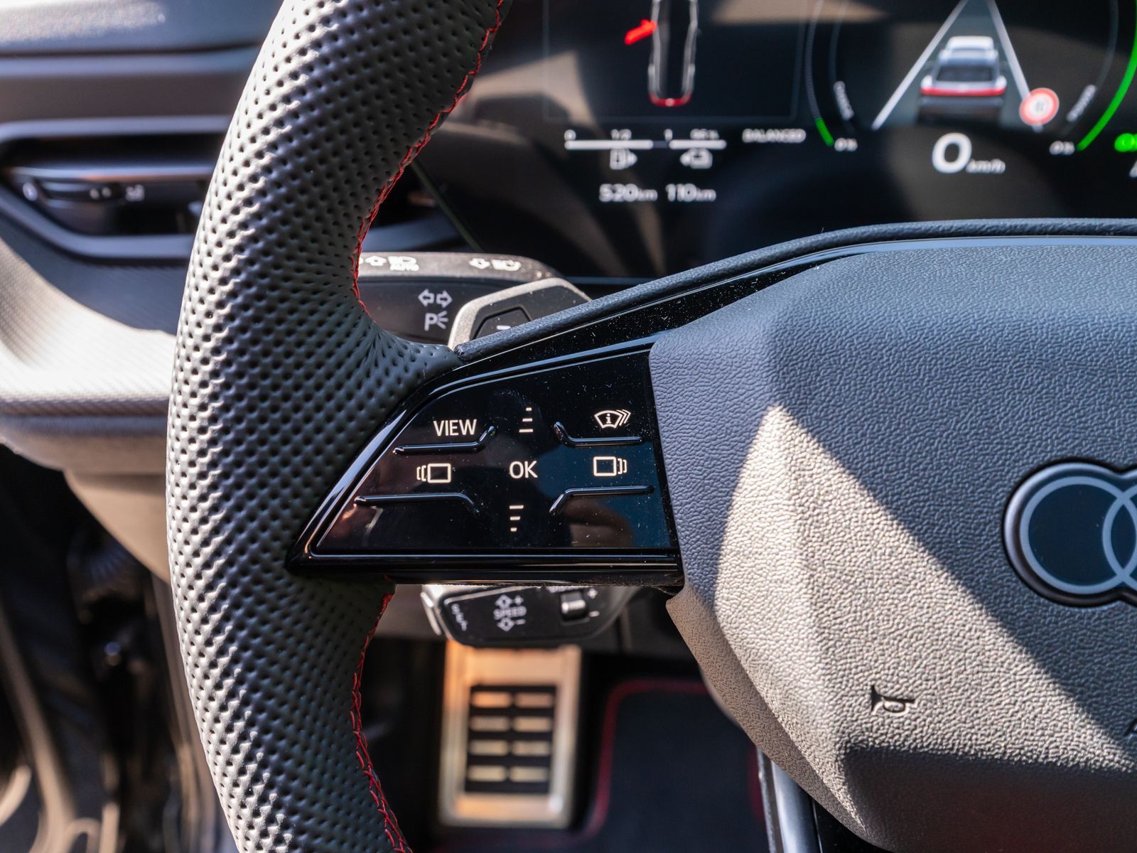 Fahrzeugabbildung Audi Q5 SUV e-hybrid quattro Panoramadach AHK