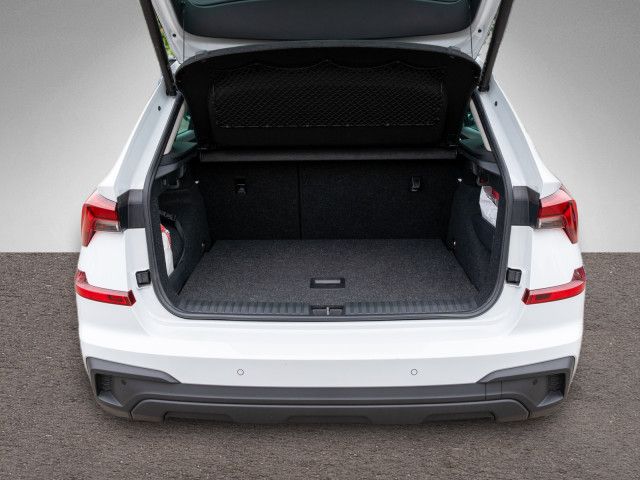 Fahrzeugabbildung SKODA Kamiq Tour 1.5 TSI DSG LED Navi PDC SHZ ACC AHK
