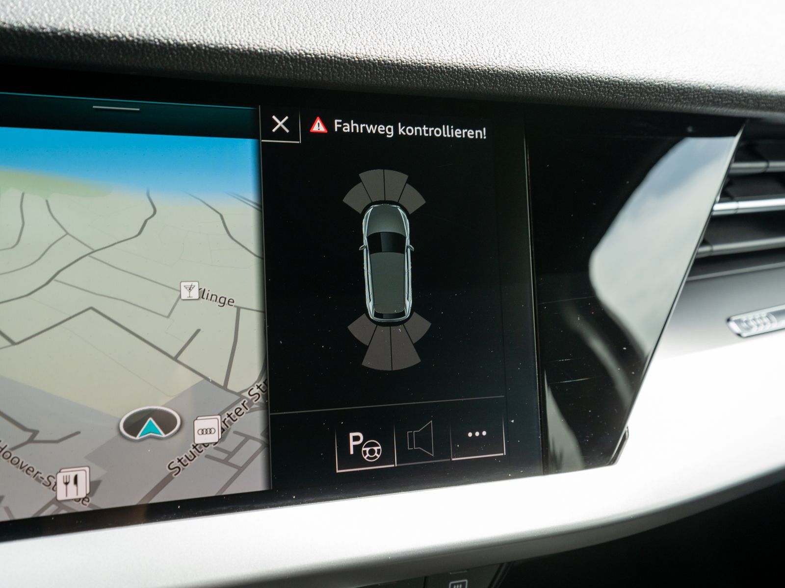 Fahrzeugabbildung Audi A3 Sportback advanced 35TDI NAVI MATRIX HUD AHK