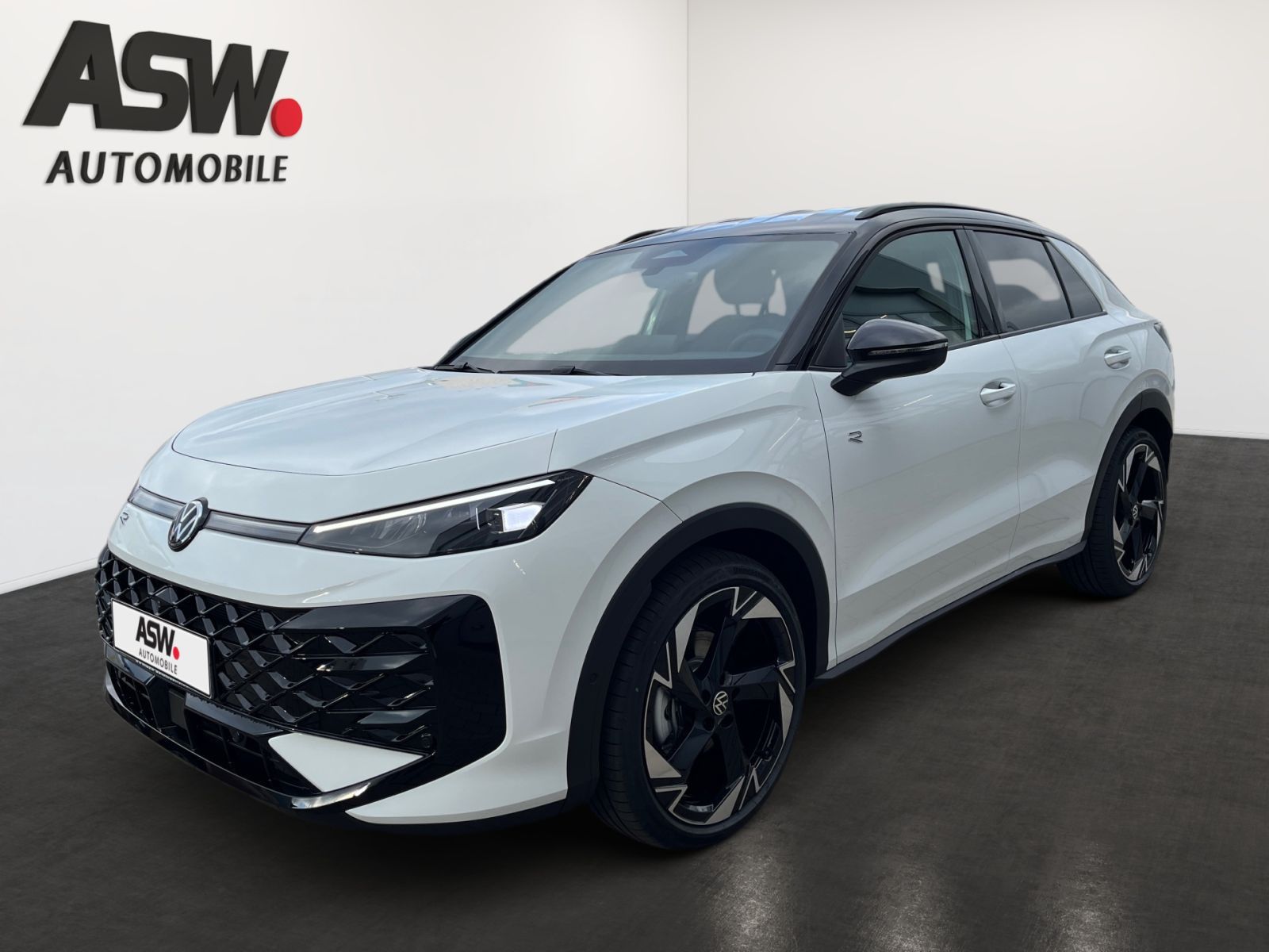 Fahrzeugabbildung Volkswagen T-Roc R-Line 1.5 eTSI150 PS DSG 360° Kamera Navi
