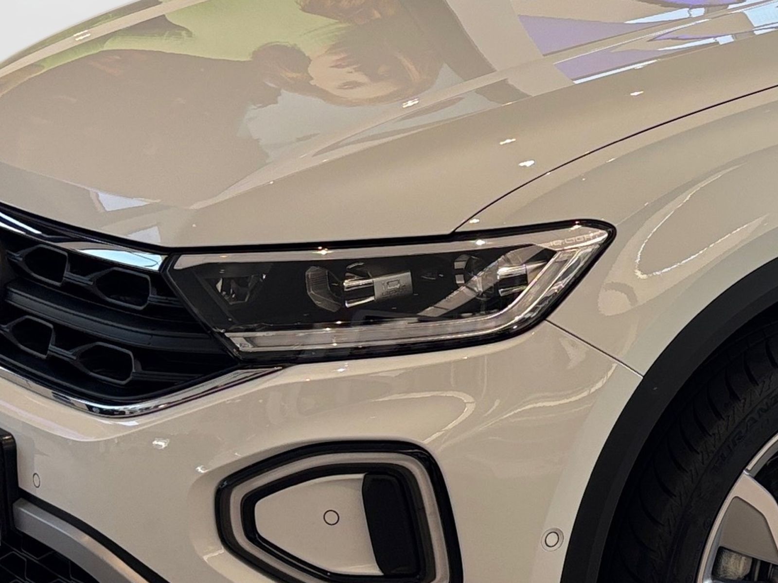 Fahrzeugabbildung Volkswagen T-Roc GOAL 2.0 TDI DSG LED AHK Fahrschulwagen
