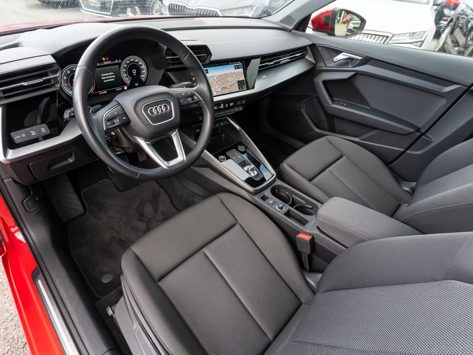 Fahrzeugabbildung Audi A3 Sportback advanced 35TFSI NAVI LED RFK SHZ