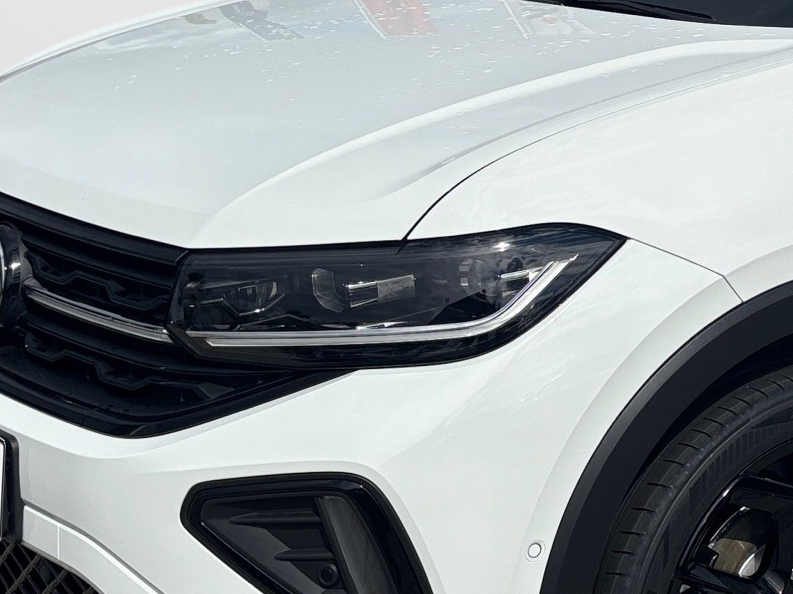 Fahrzeugabbildung Volkswagen T-Cross R-Line 1.0 l TSI 85 kW (116 PS) 7-Gang-D