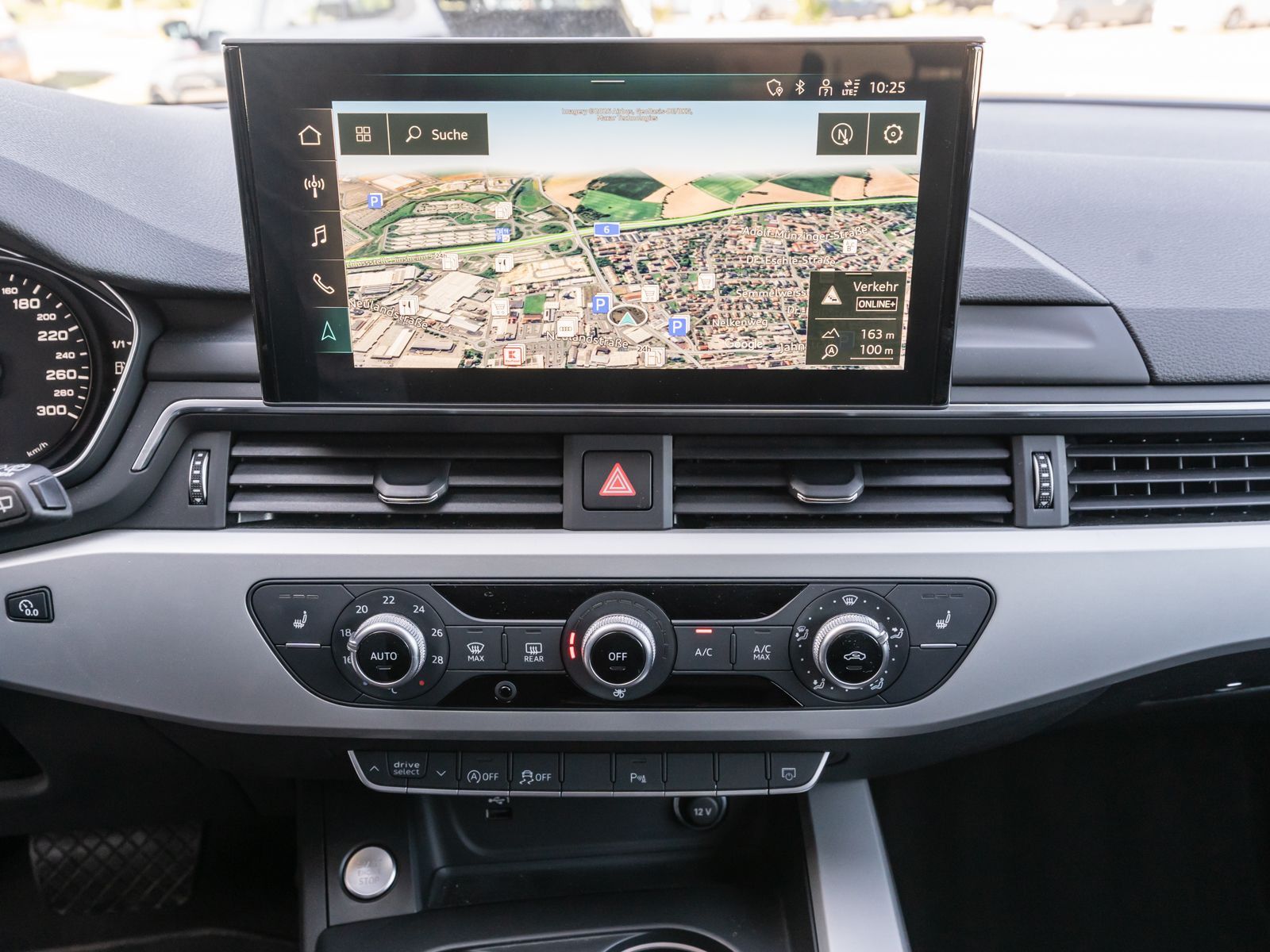 Fahrzeugabbildung Audi A4 Avant advanced 40TFSI quat Stron LED Navi PDC